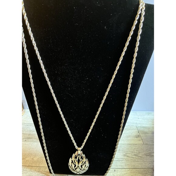 Vintage Trifari Silver Plated Double Chain Pendant Necklace Signed - Picture 3 of 6